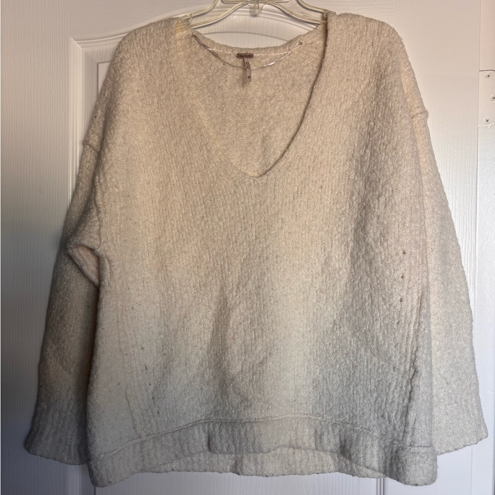 Free People Sweater V-Neck White Knit Alpaca Boho Oversized slouchy Size XS